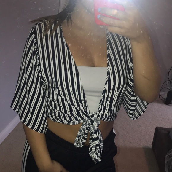 wrap top - Picture 1 of 1